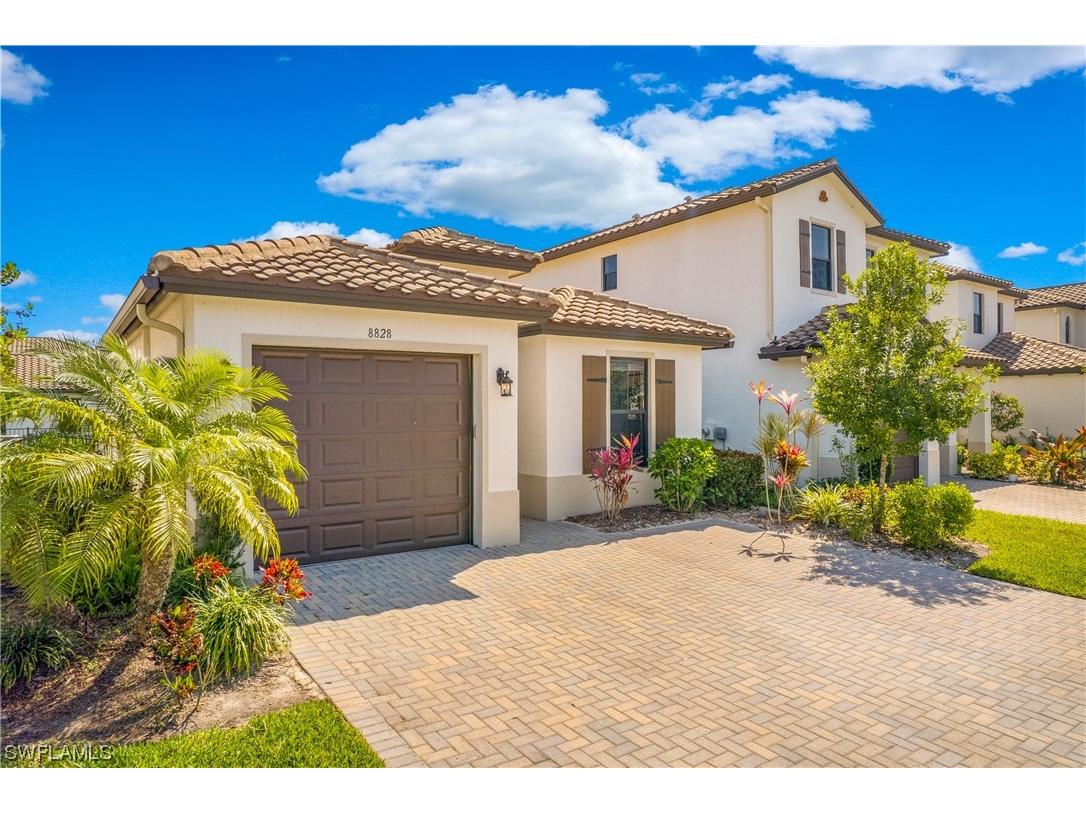 8828 Madrid Circle Naples FL 34104 223017736 image1