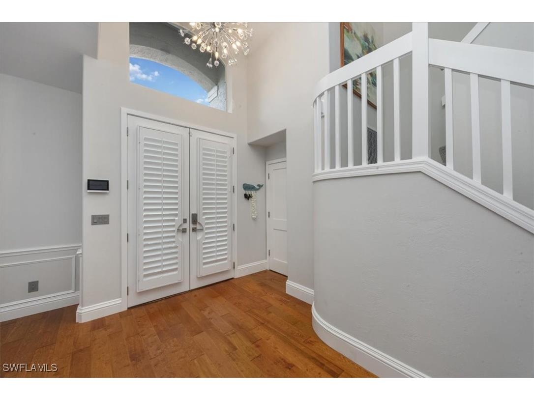 8828 Ventura Way Naples FL 34109 225080544 image3