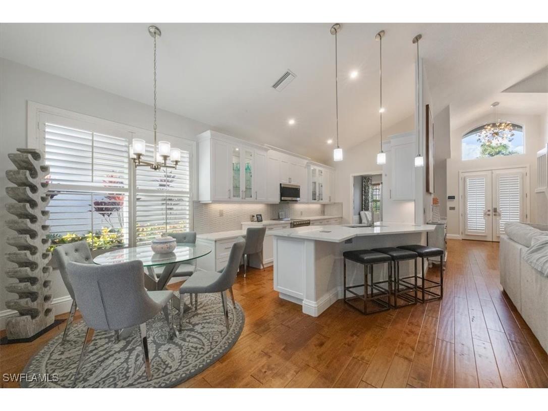 8828 Ventura Way Naples FL 34109 225080544 image6