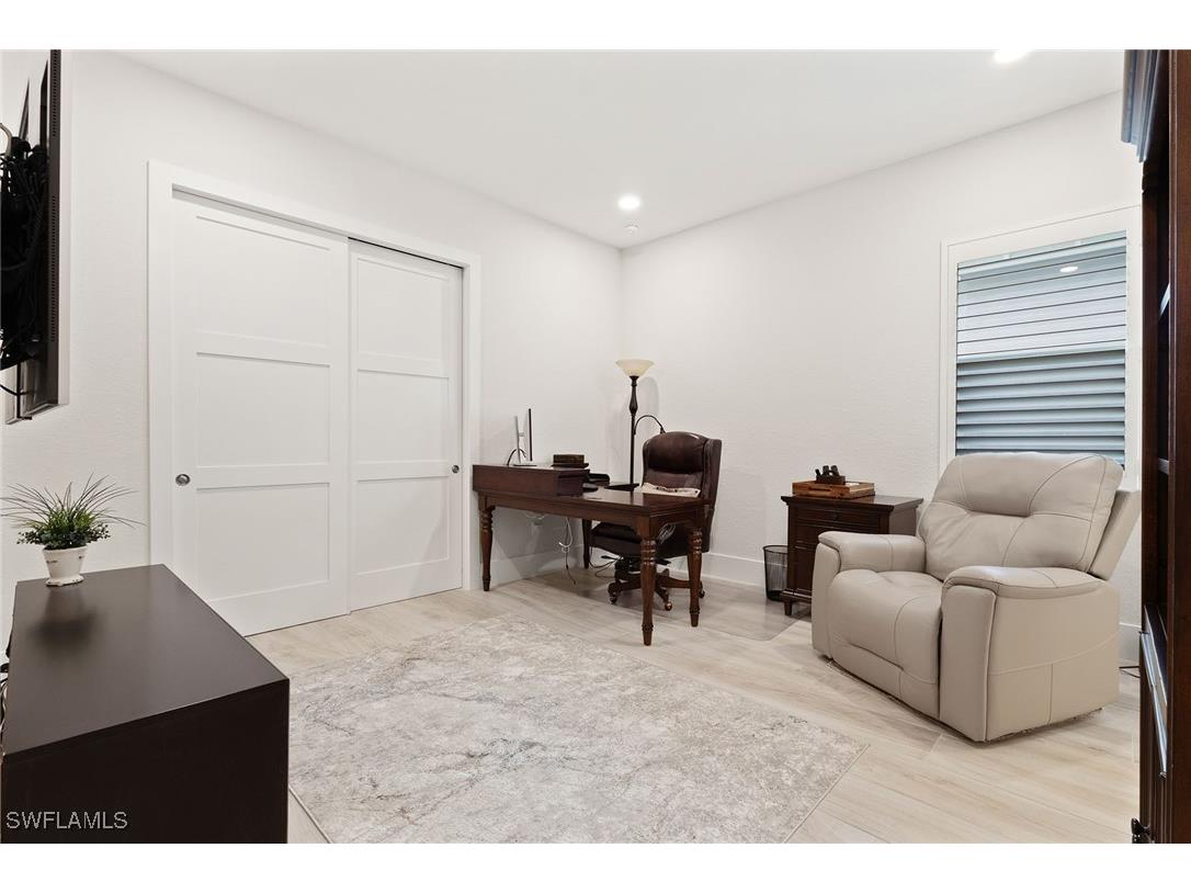 8829 Paradera Court Naples FL 34112 225075712 image17