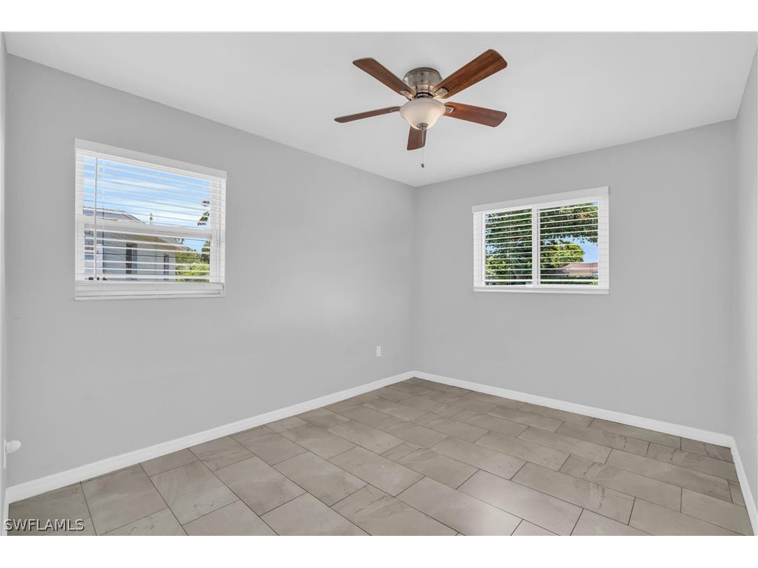 883 Coconut Circle E Naples FL 34104 224041030 image21