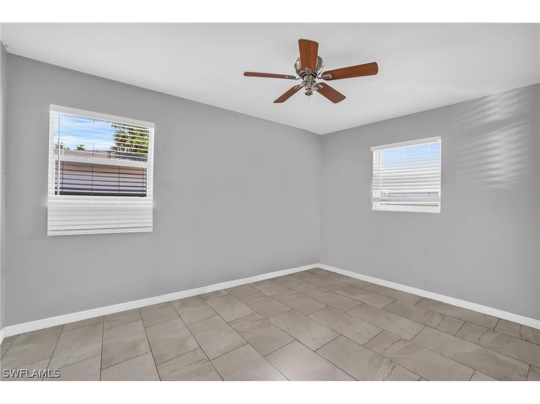 883 Coconut Circle E Naples FL 34104 224041030 image24