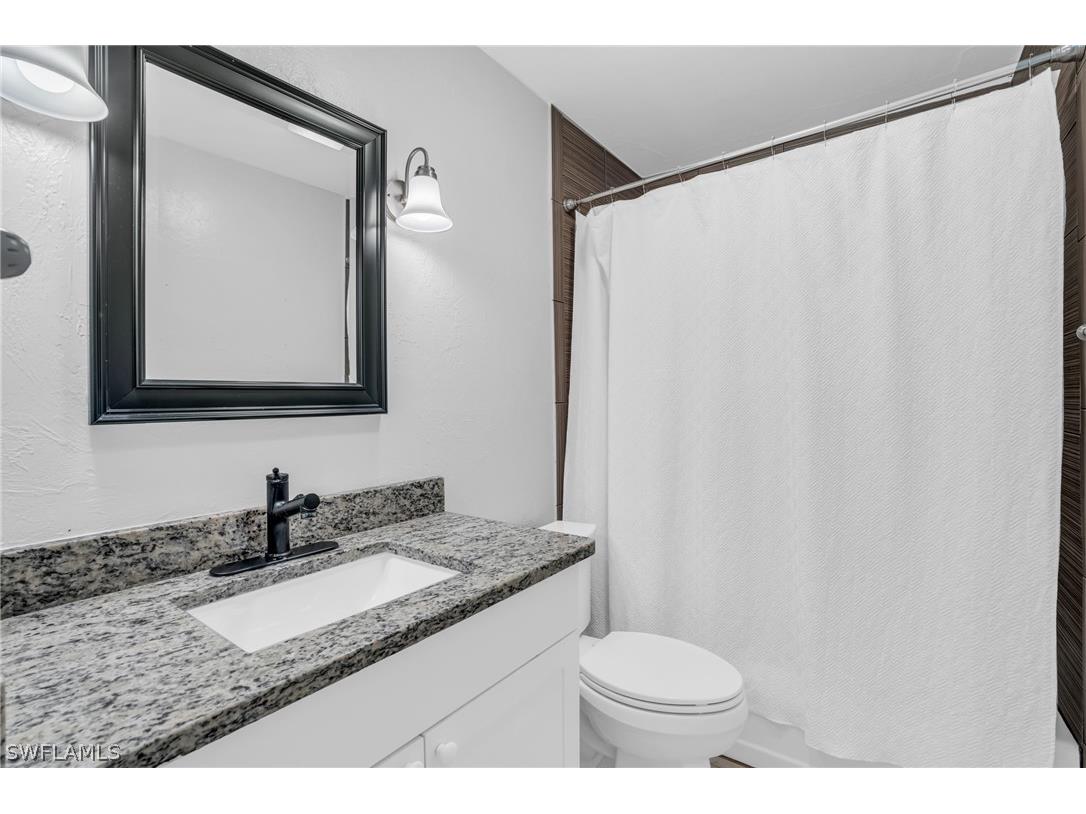 883 Coconut Circle E Naples FL 34104 224041030 image27