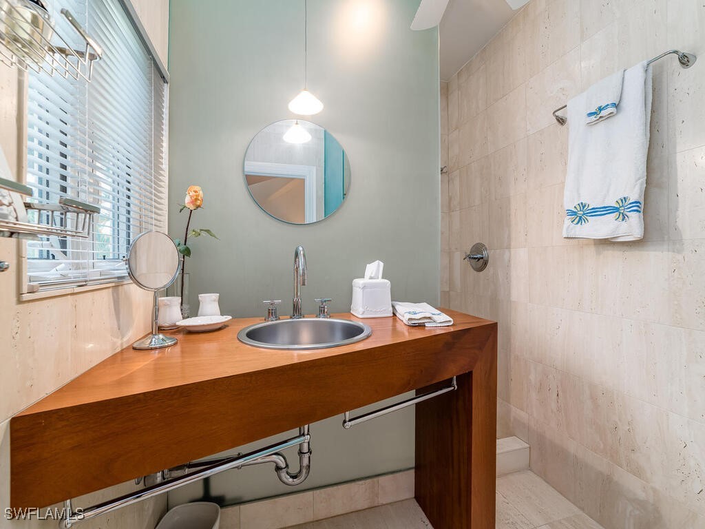 883 Galleon Drive Naples FL 34102 225079068 image34