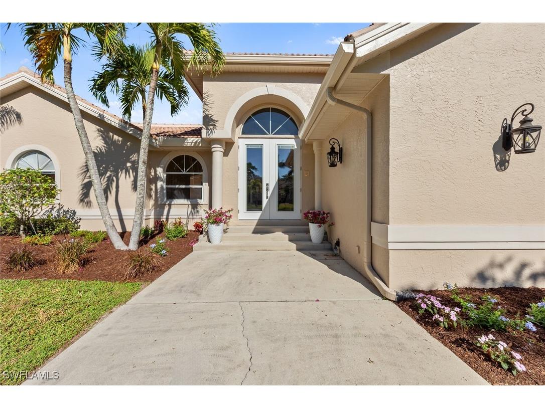 8830 King Lear Court Fort Myers FL 33908 224103596 image1