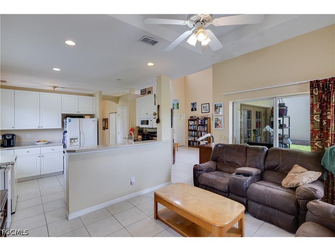 8830 Spring Mountain Way Fort Myers FL 33908 2026023709 image6