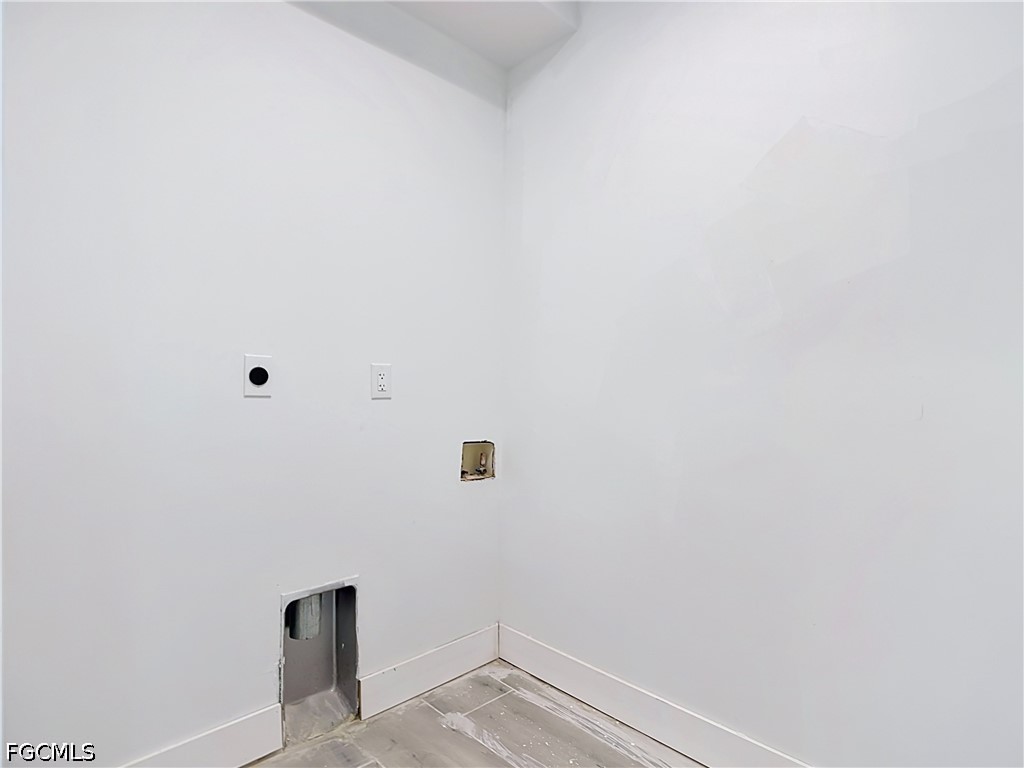 8831 Woodgate Drive Fort Myers FL 33908 2026018641 image42