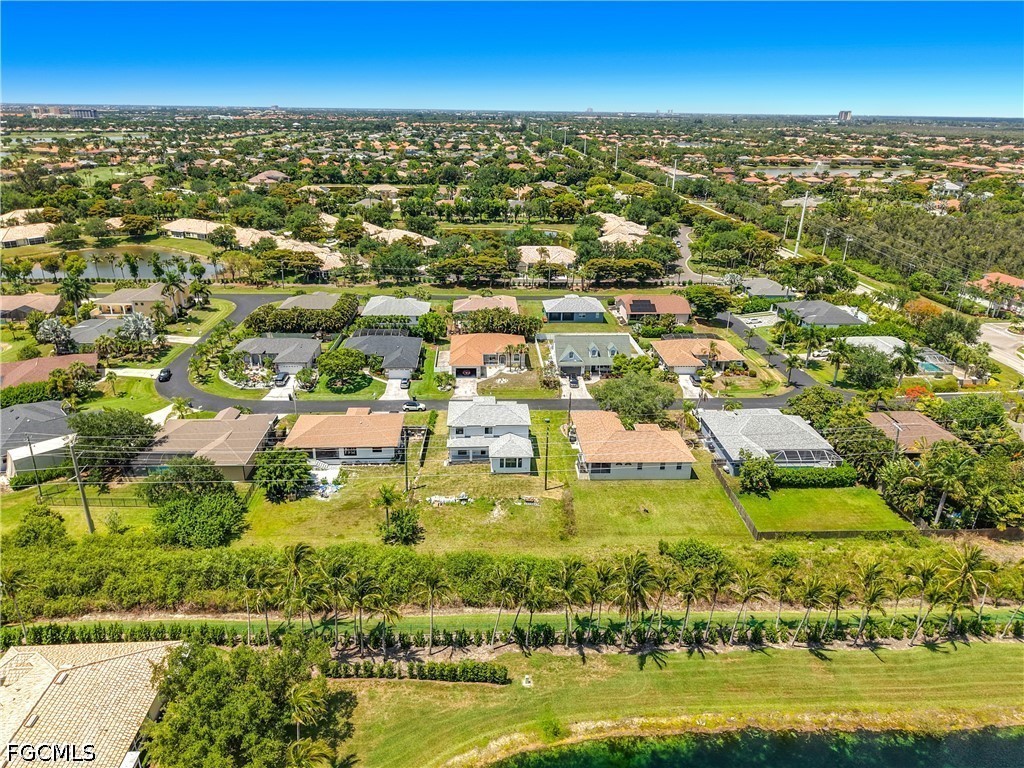 8831 Woodgate Drive Fort Myers FL 33908 2026018641 image48