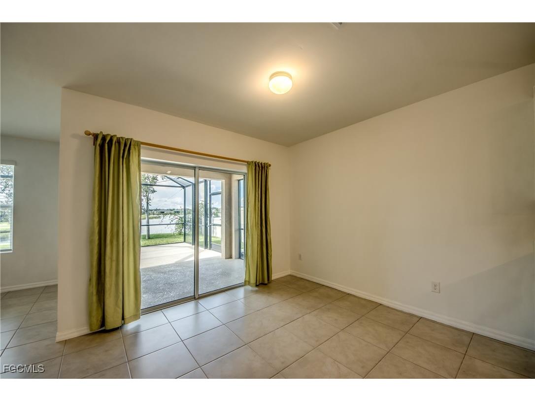 8832 Cascade Price Circle North Fort Myers FL 33917 2025009787 image12