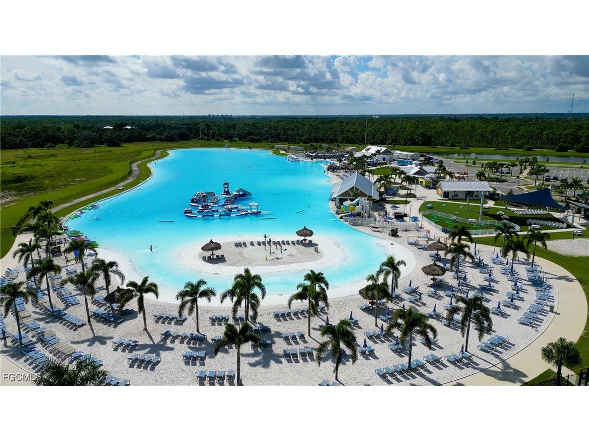 8832 Cascade Price Circle North Fort Myers FL 33917 2025009787 image3