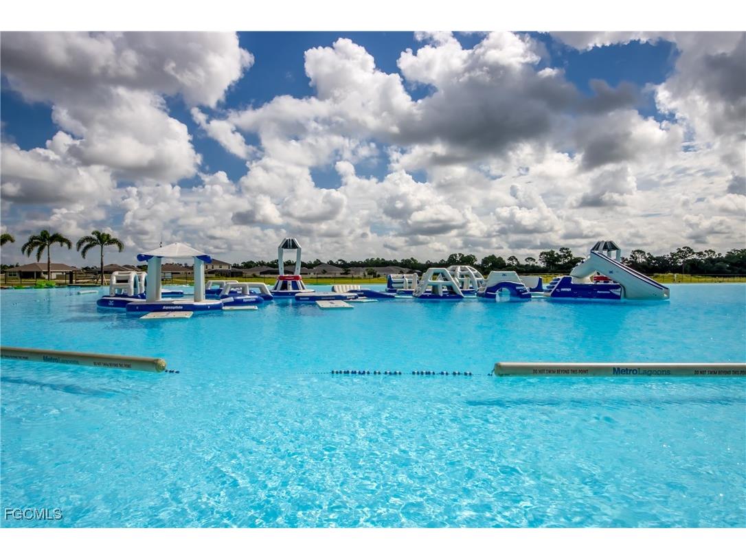 8832 Cascade Price Circle North Fort Myers FL 33917 2025009787 image34