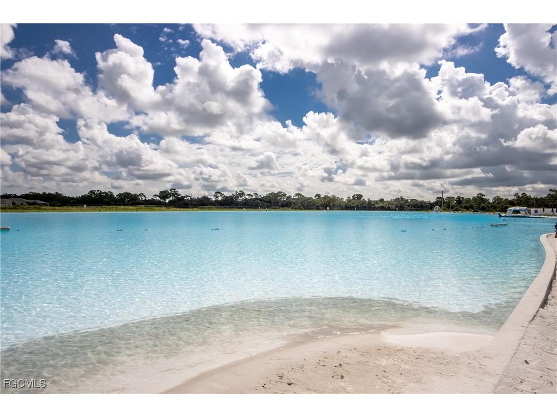 8832 Cascade Price Circle North Fort Myers FL 33917 2025009787 image36