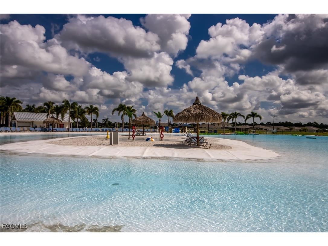 8832 Cascade Price Circle North Fort Myers FL 33917 2025009787 image37