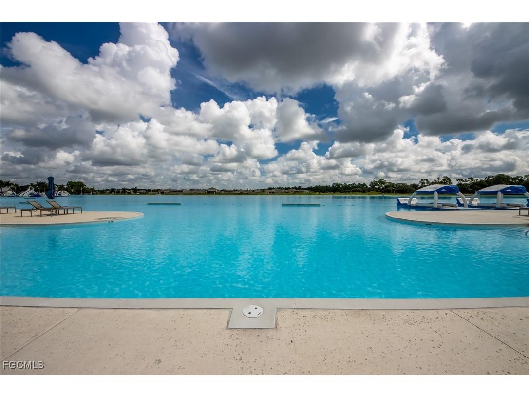 8832 Cascade Price Circle North Fort Myers FL 33917 2025009787 image39