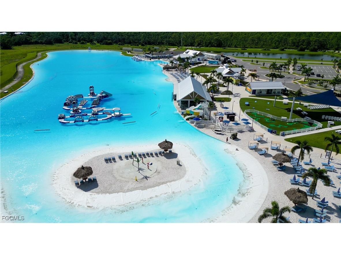 8832 Cascade Price Circle North Fort Myers FL 33917 2025009787 image42