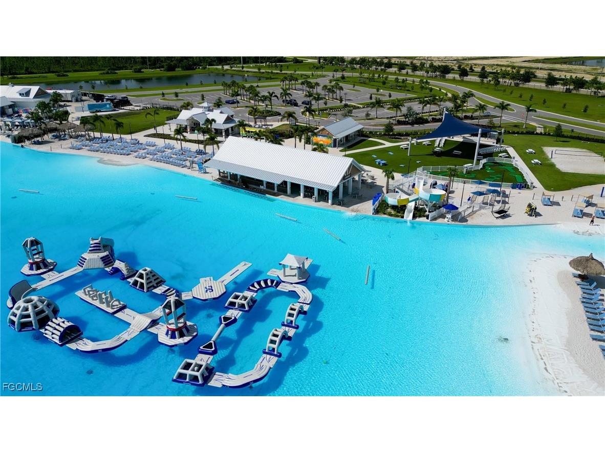 8832 Cascade Price Circle North Fort Myers FL 33917 2025009787 image43