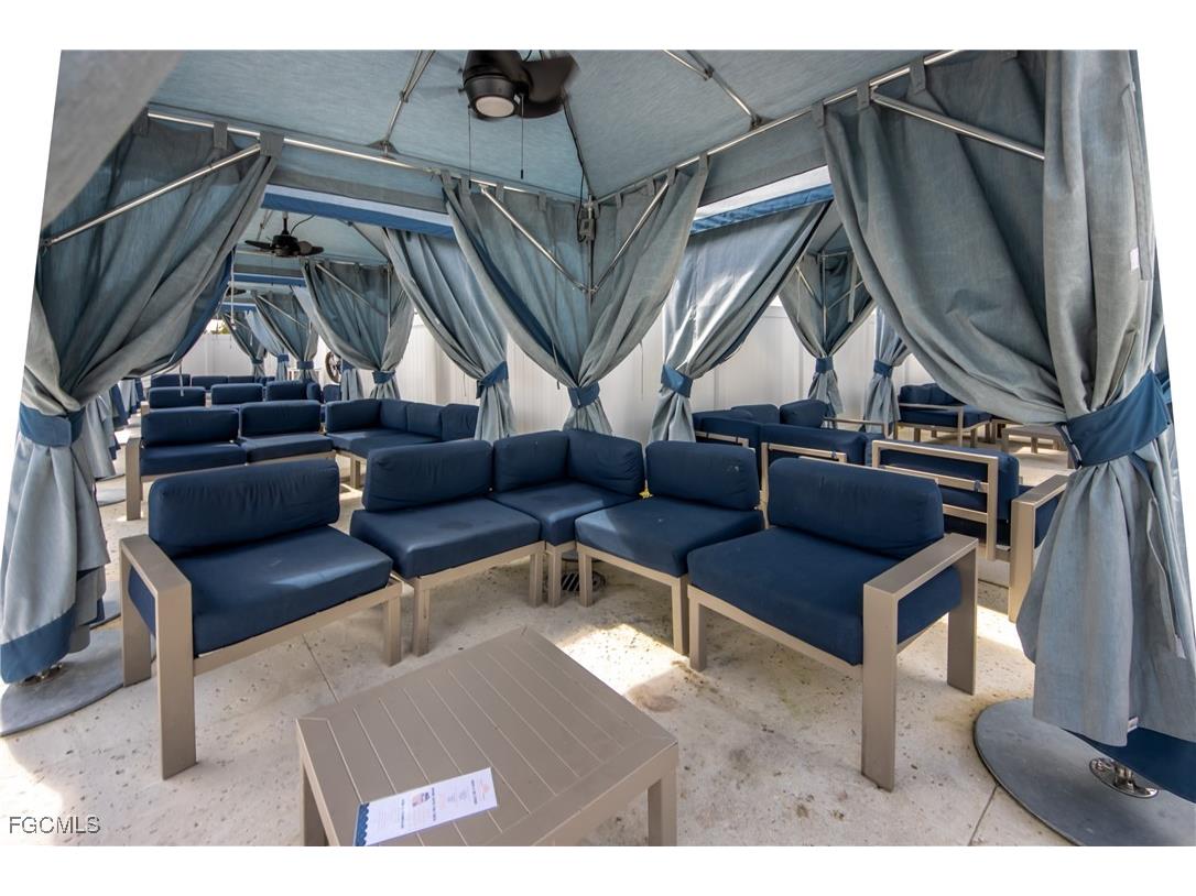 8832 Cascade Price Circle North Fort Myers FL 33917 2025009787 image44