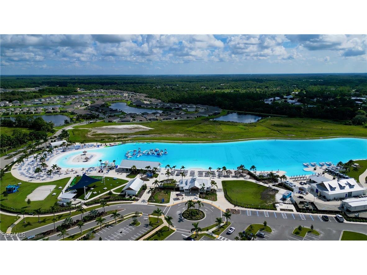 8832 Cascade Price Circle North Fort Myers FL 33917 2025009787 image49