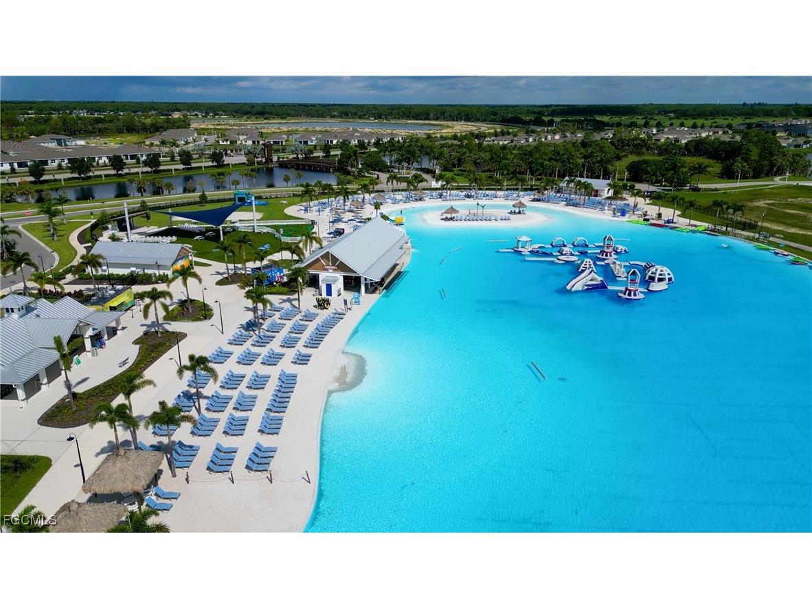 8832 Cascade Price Circle North Fort Myers FL 33917 2025009787 image50