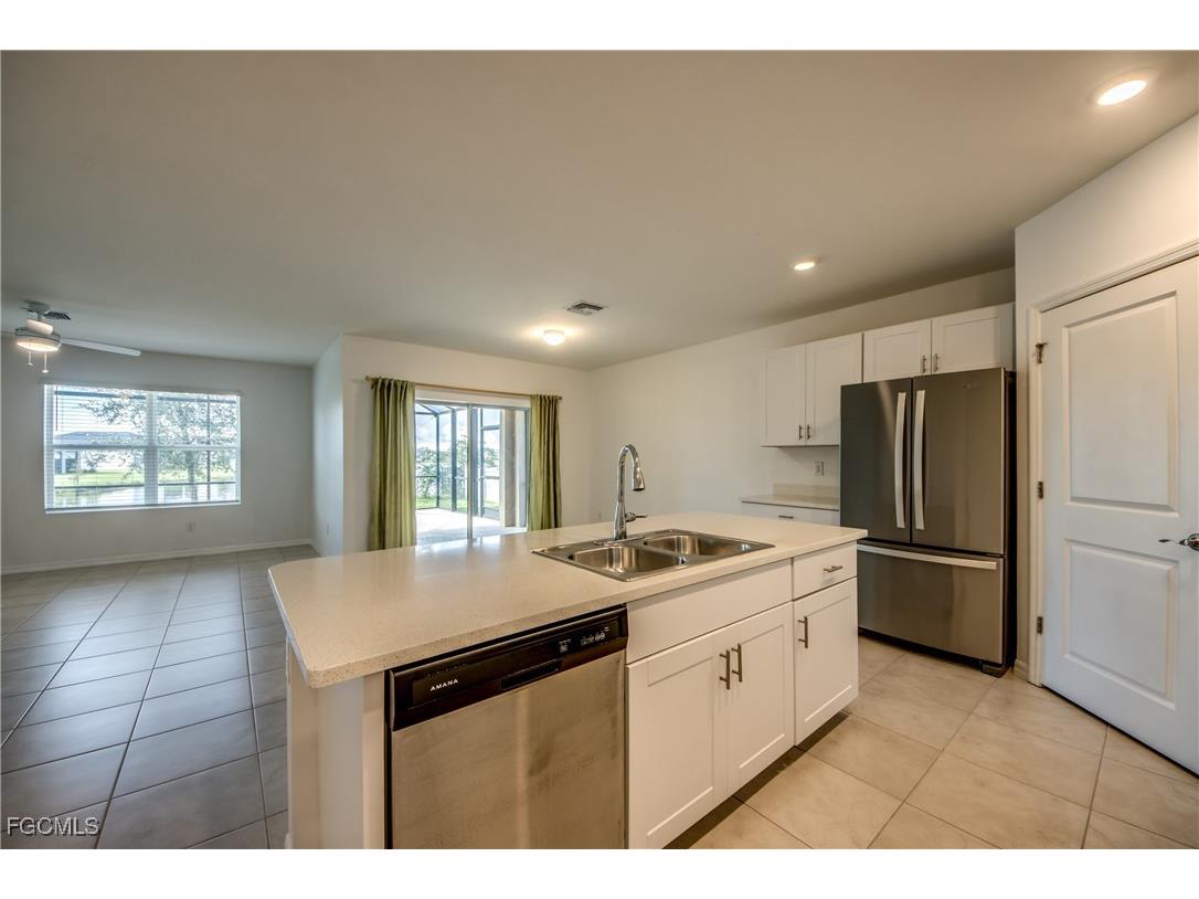 8832 Cascade Price Circle North Fort Myers FL 33917 2025009787 image6