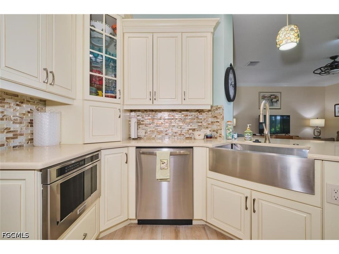 8838 Middlebrook Drive Fort Myers FL 33908 2026029730 image27