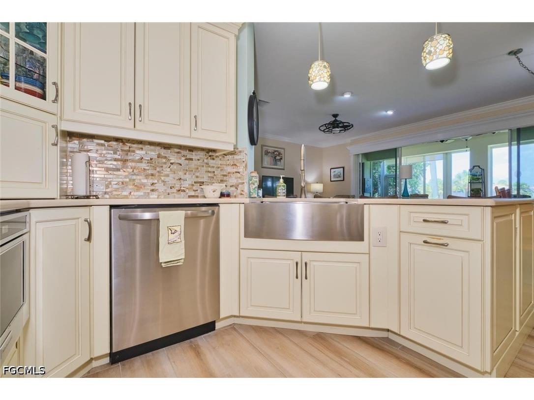 8838 Middlebrook Drive Fort Myers FL 33908 2026029730 image28