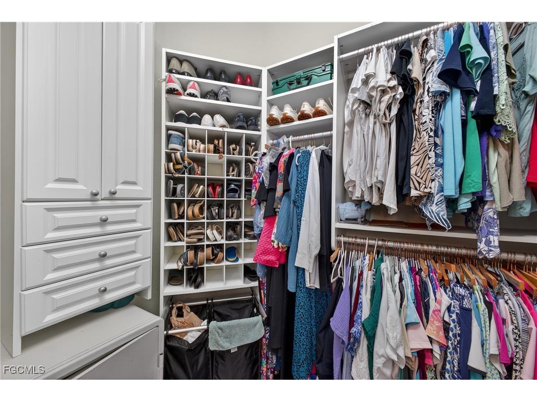 8839 Largo Mar Drive Estero FL 33967 2025023143 image19