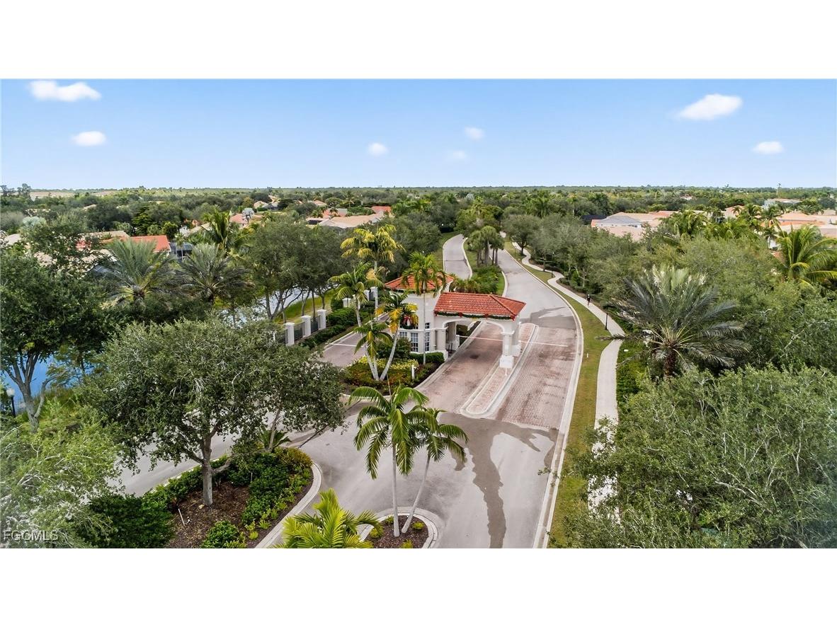 8839 Largo Mar Drive Estero FL 33967 2025023143 image31