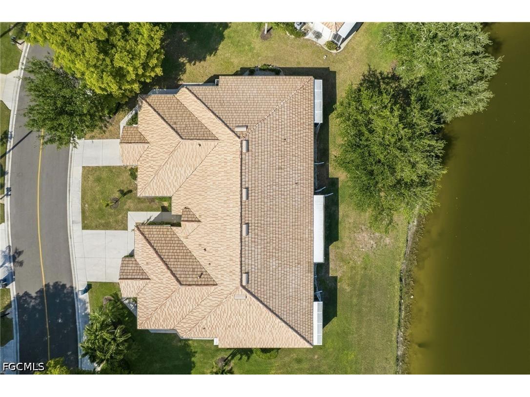 8839 Middlebrook Drive Fort Myers FL 33908 2026017714 image32