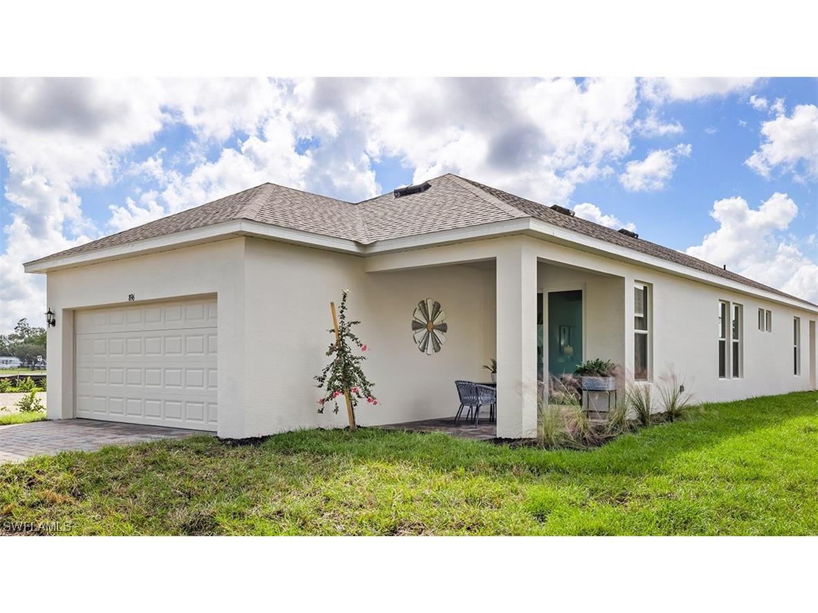 884 Friendship Circle Labelle FL 33935 223033605 image1