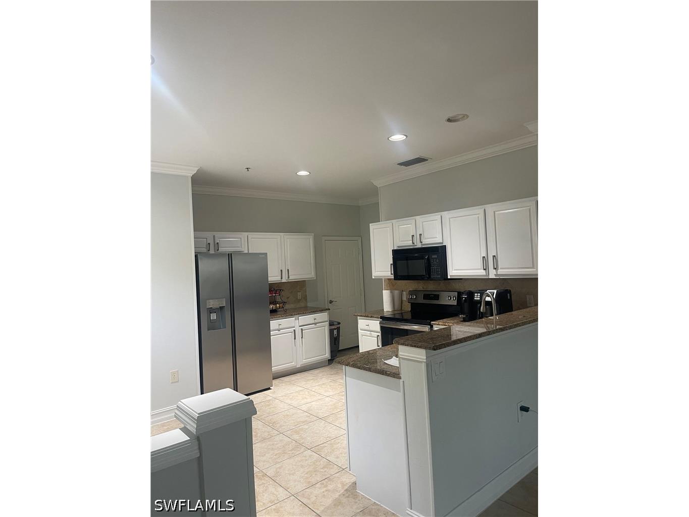 884 Hampton Circle #159 Naples FL 34105 226013395 image8