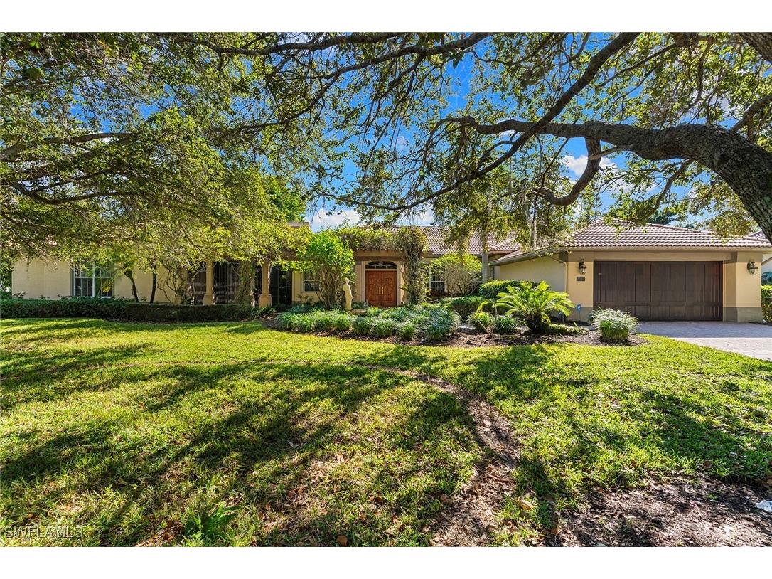 8840 Mariposa Court Naples FL 34113 225083694 image1