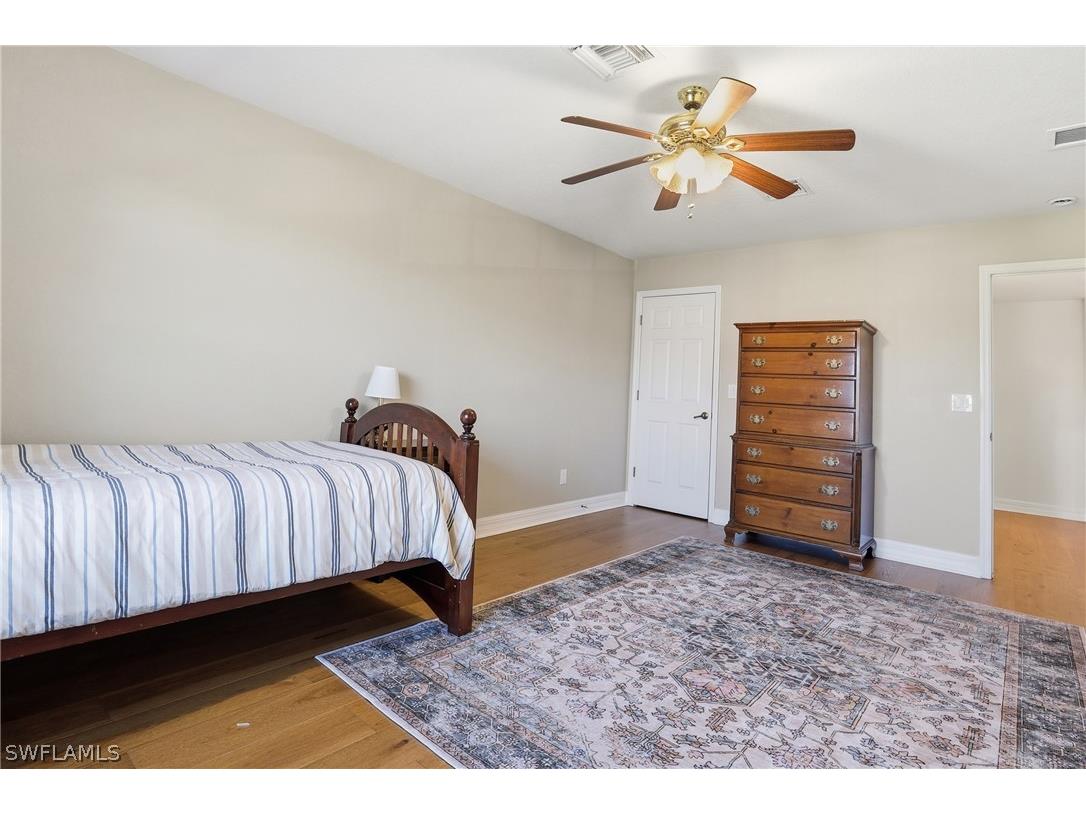 8843 Tropical Court Fort Myers FL 33908 226008698 image36