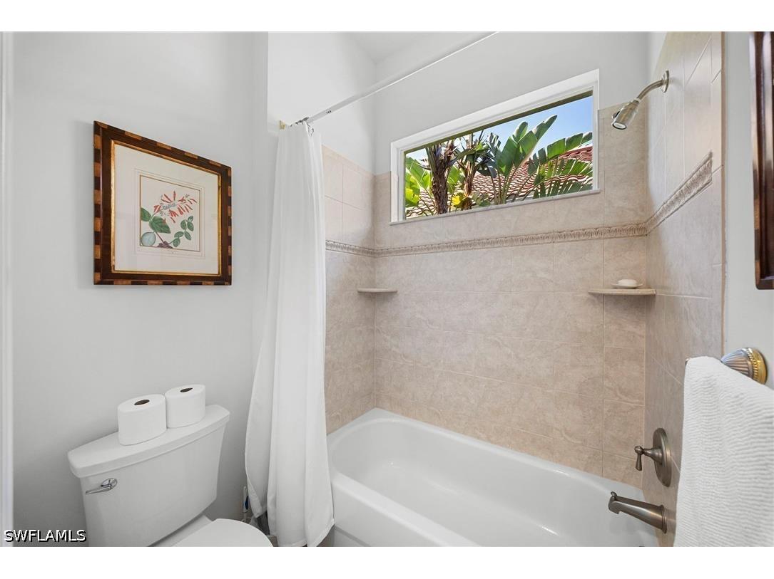 8844 Mustang Island Circle Naples FL 34113 226015251 image25