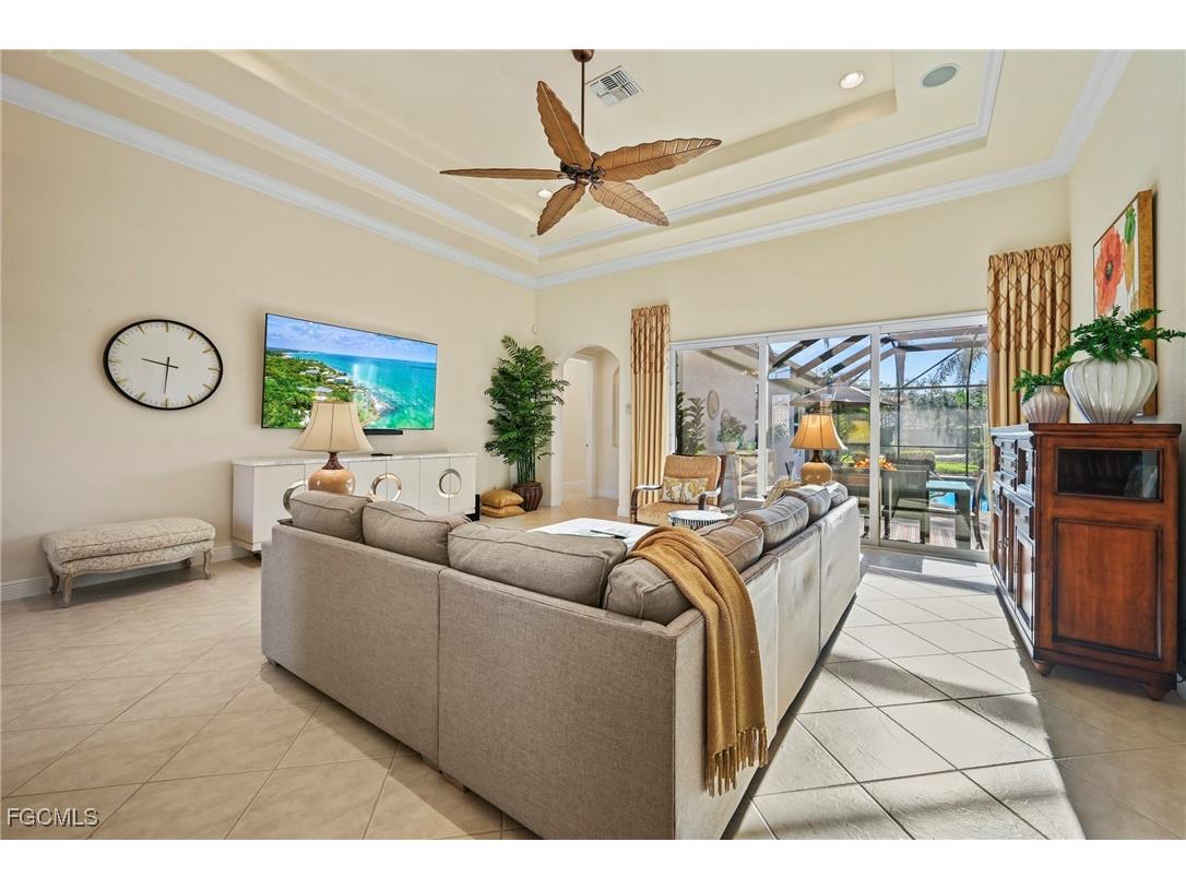 8847 Largo Mar Drive Estero FL 33967 2025015319 image10