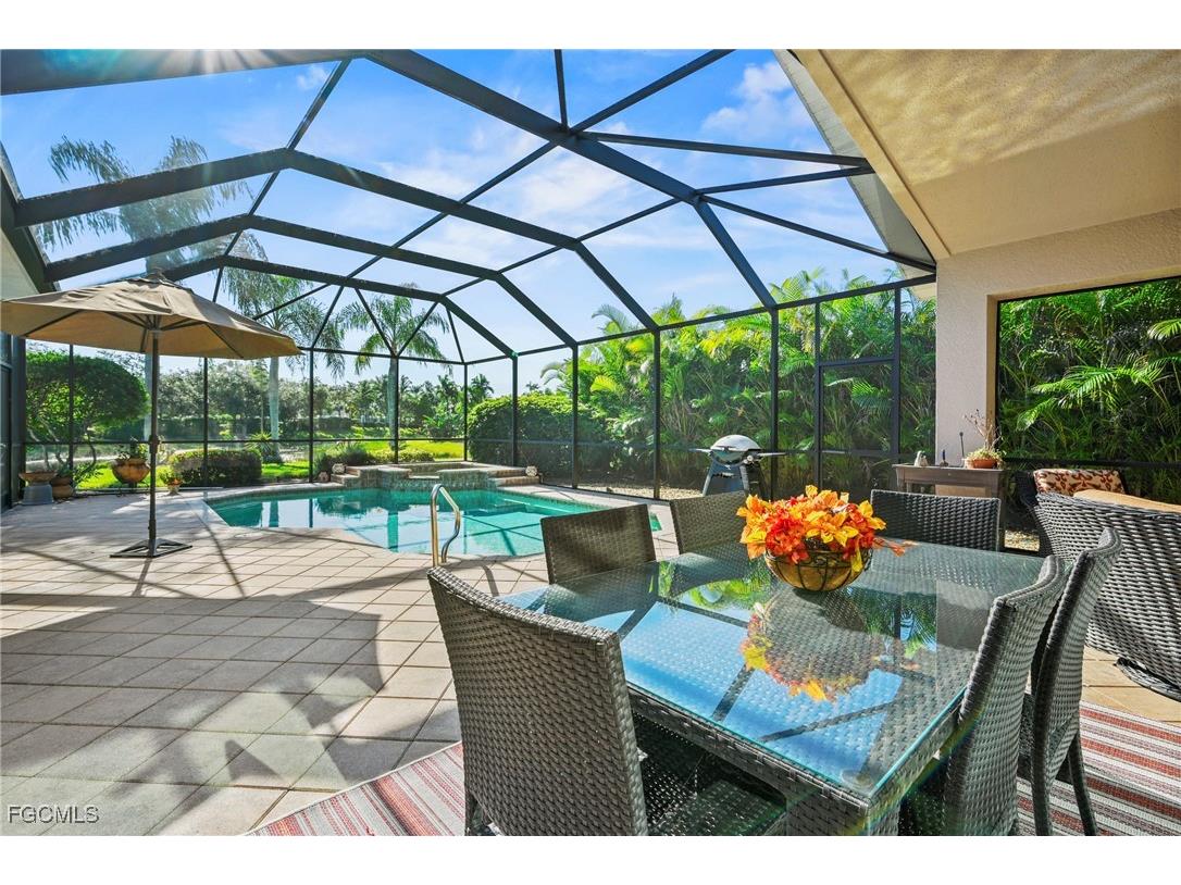 8847 Largo Mar Drive Estero FL 33967 2025015319 image3