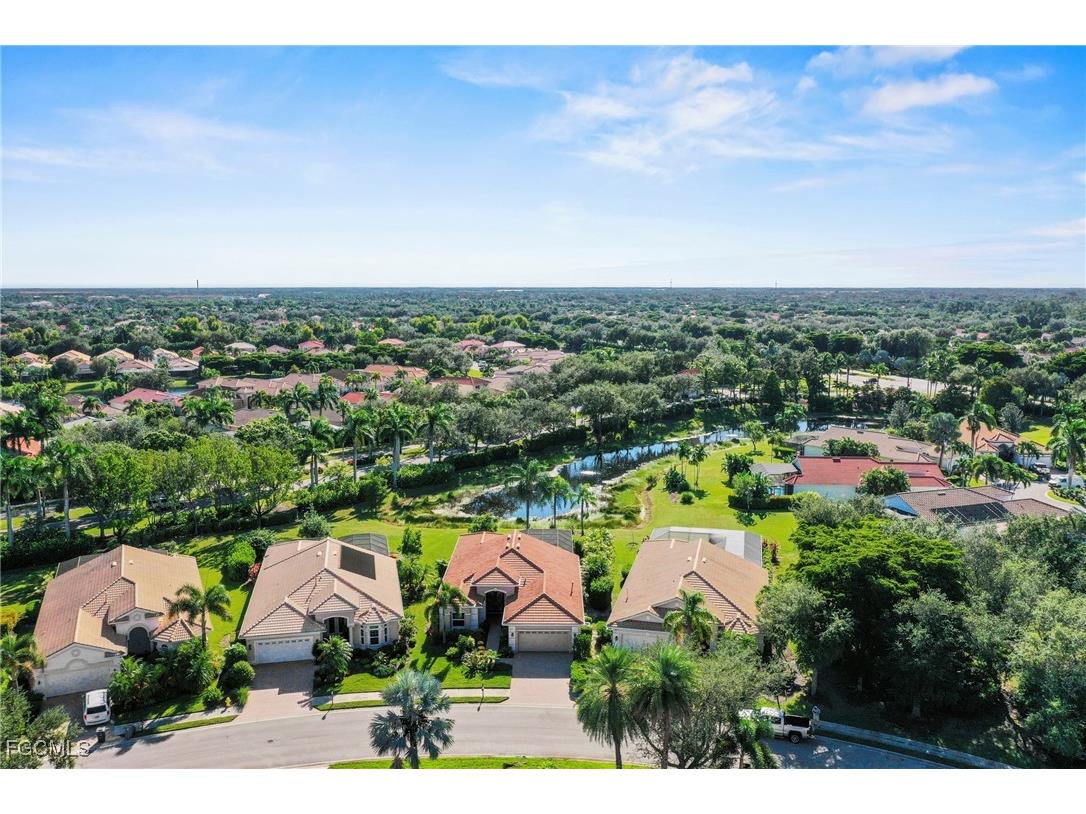 8847 Largo Mar Drive Estero FL 33967 2025015319 image31