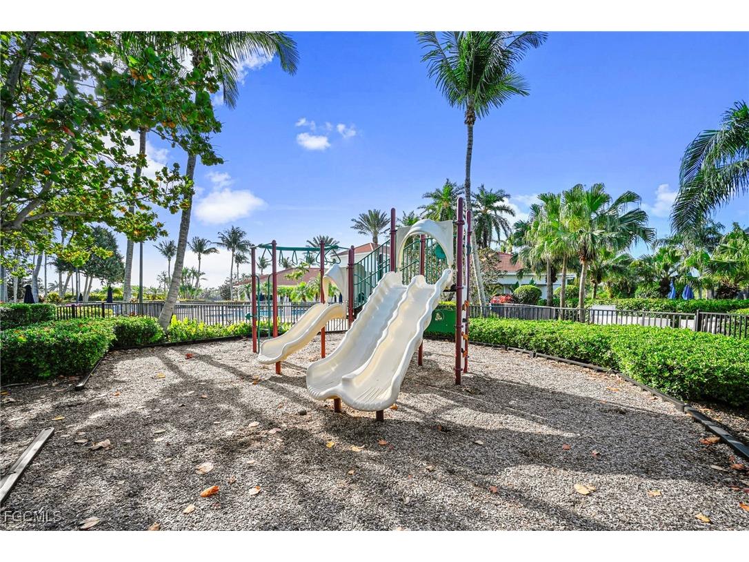 8847 Largo Mar Drive Estero FL 33967 2025015319 image38