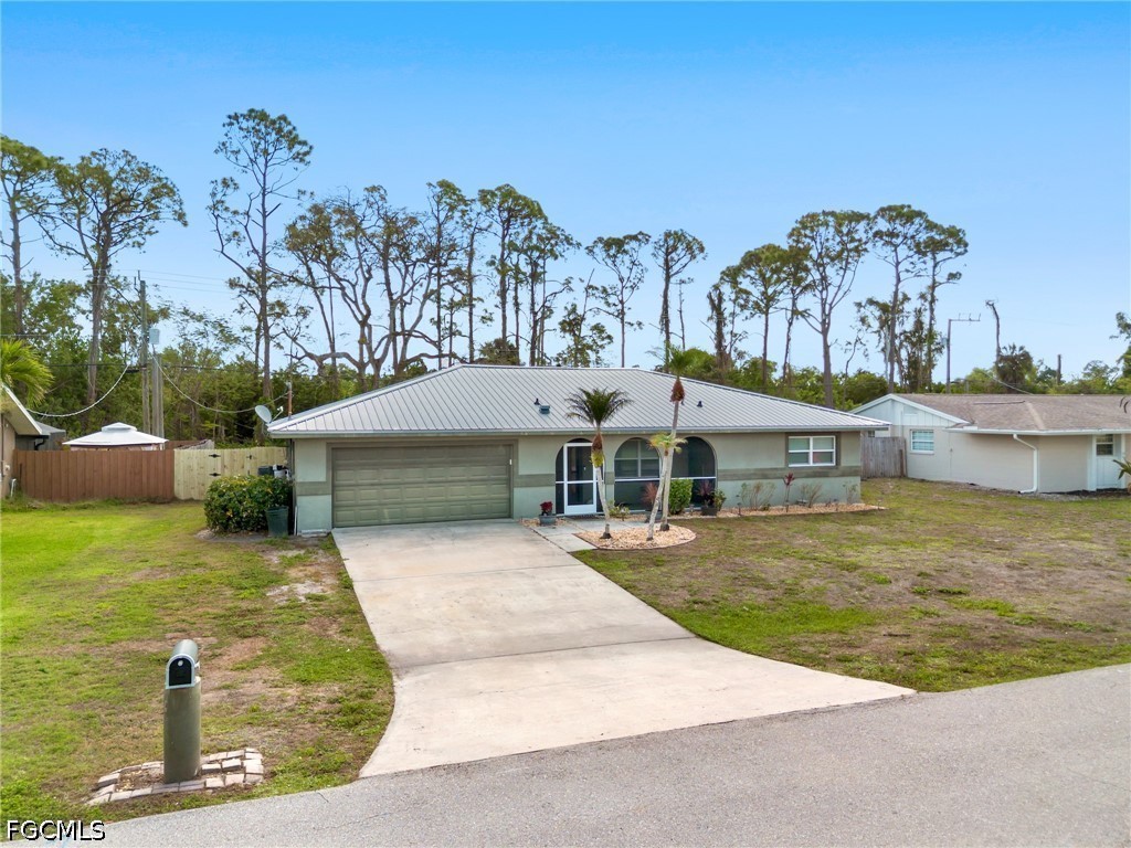 8848 Fordham Street Fort Myers FL 33907 2026013553 image28