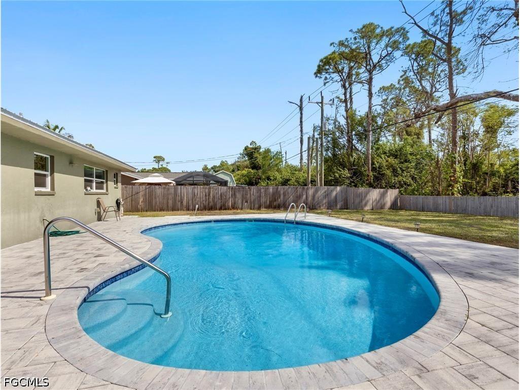 8848 Fordham Street Fort Myers FL 33907 2026013553 image3