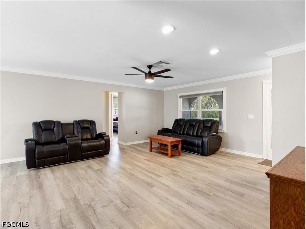 8848 Fordham Street Fort Myers FL 33907 2026013553 image6