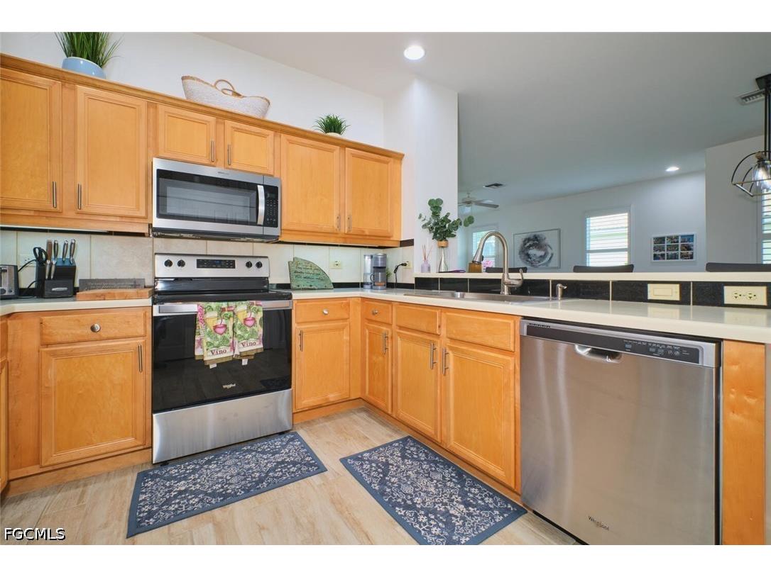 8848 Middlebrook Drive Fort Myers FL 33908 2026016126 image25