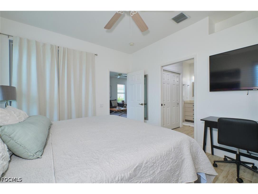 8848 Middlebrook Drive Fort Myers FL 33908 2026016126 image32