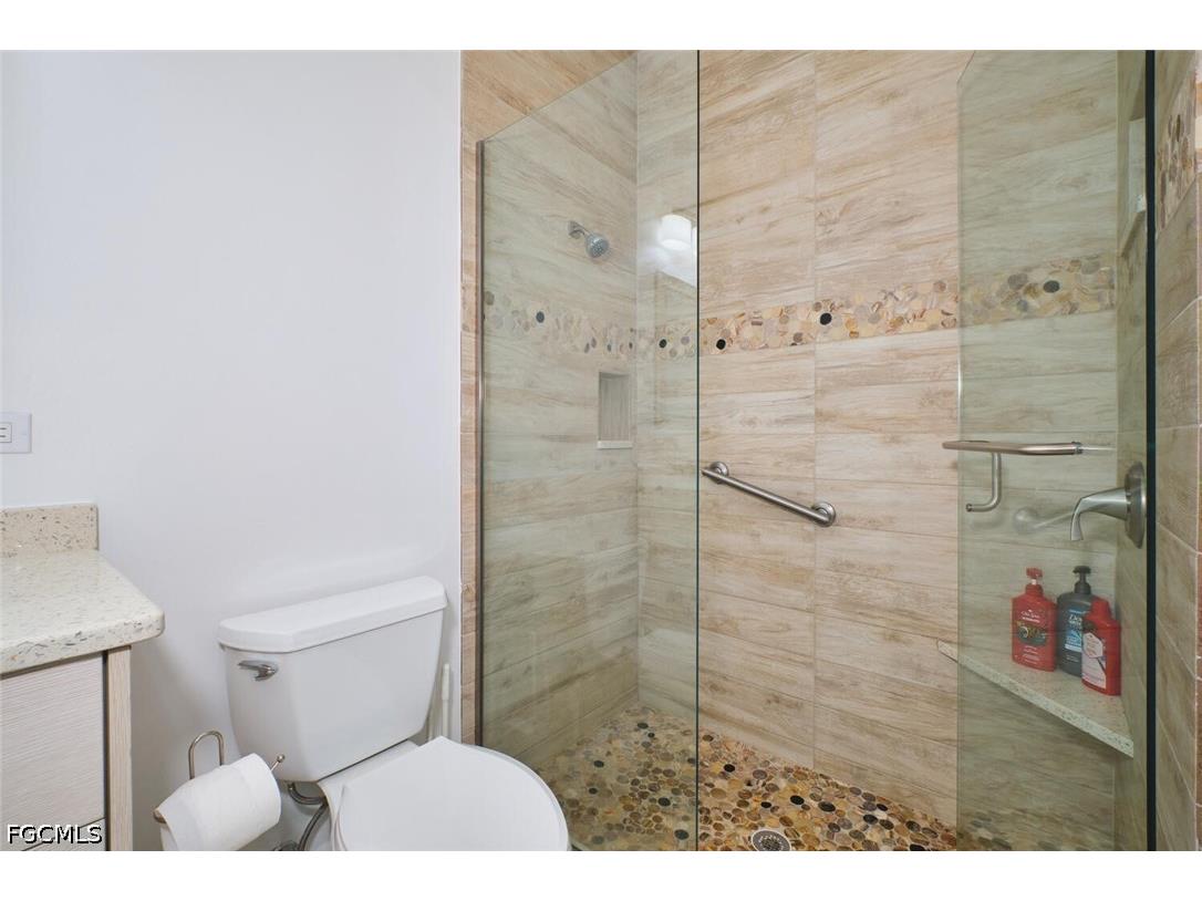 8848 Middlebrook Drive Fort Myers FL 33908 2026016126 image38