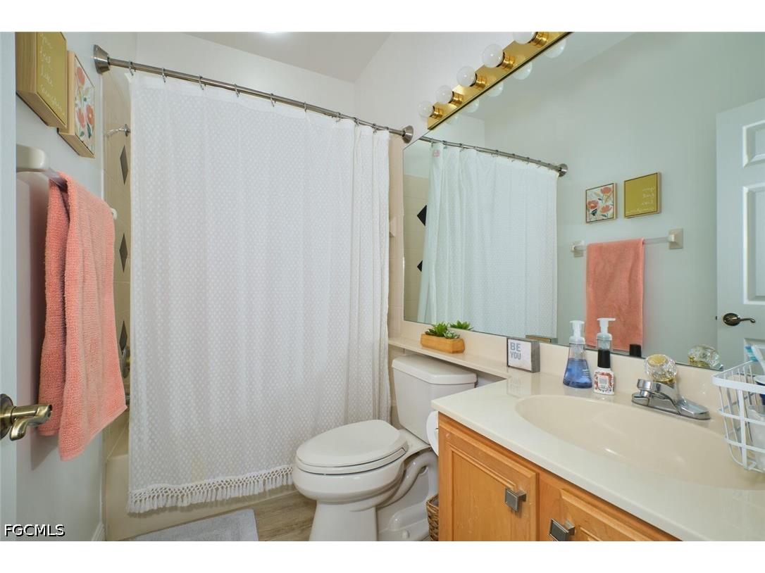 8848 Middlebrook Drive Fort Myers FL 33908 2026016126 image43