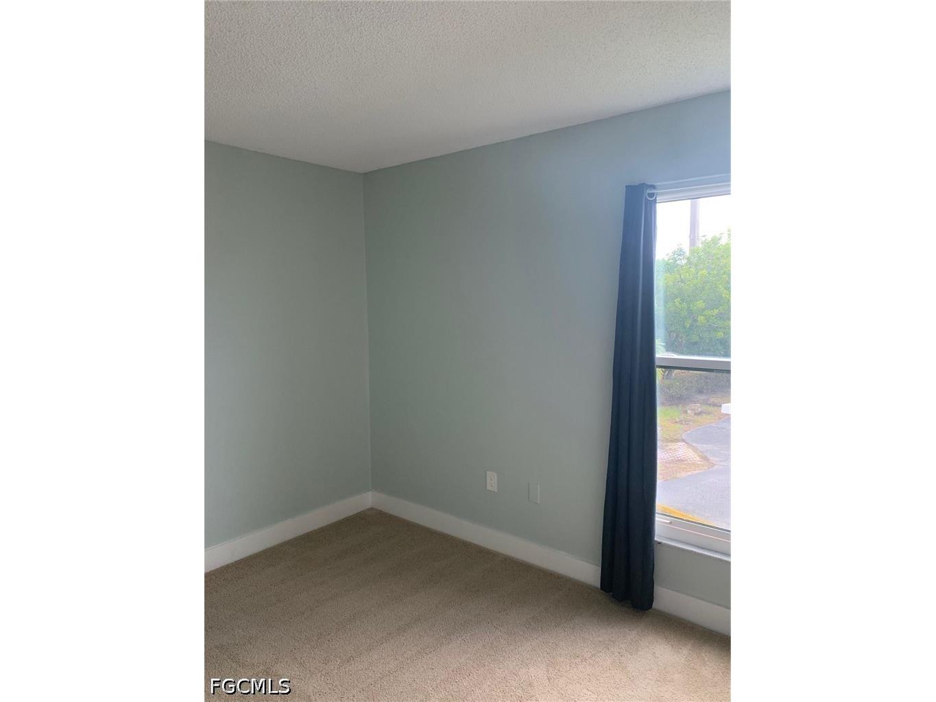 8849 Somerset Boulevard Fort Myers FL 33919 2026016250 image17