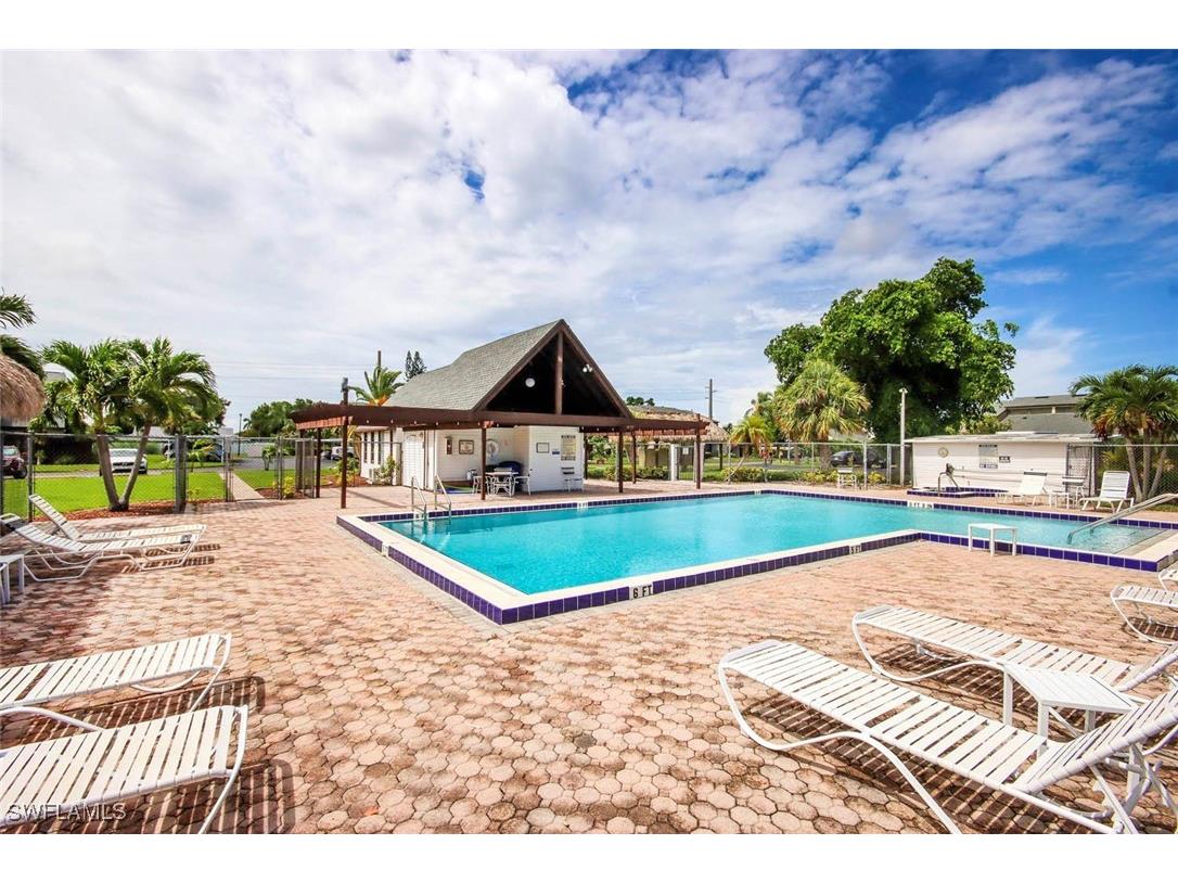 8849 Somerset Boulevard Fort Myers FL 33919 225059121 image36