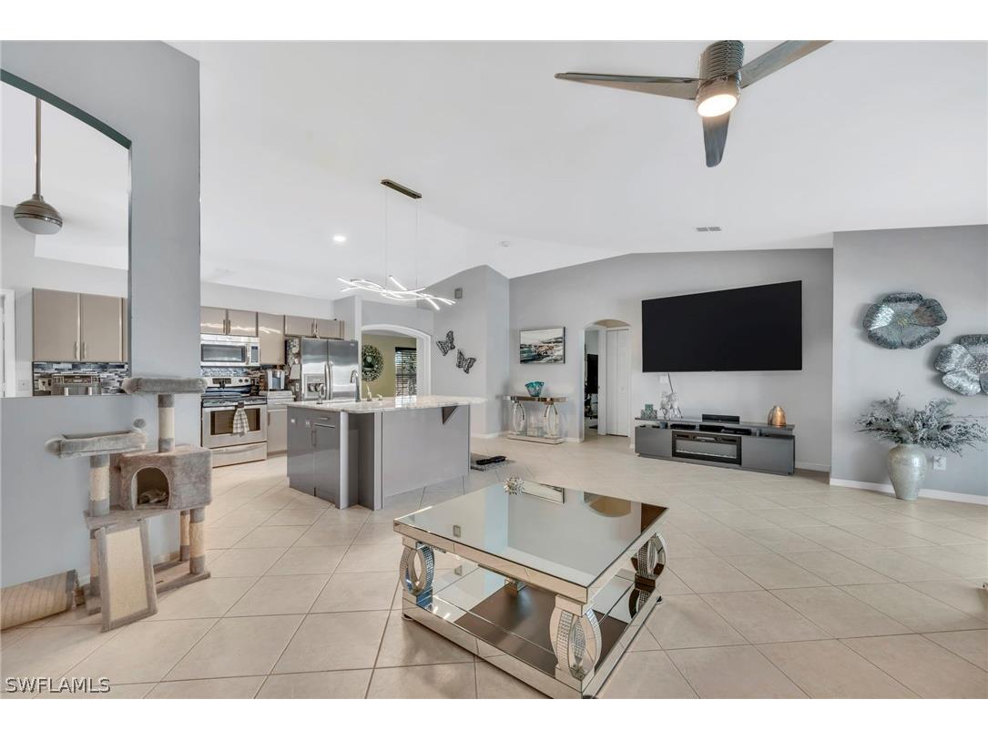 885 47th Avenue NE Naples FL 34120 226010444 image3