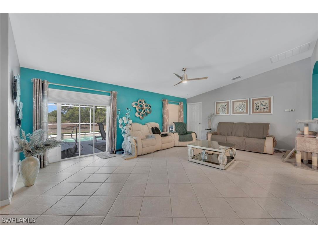 885 47th Avenue NE Naples FL 34120 226010444 image4