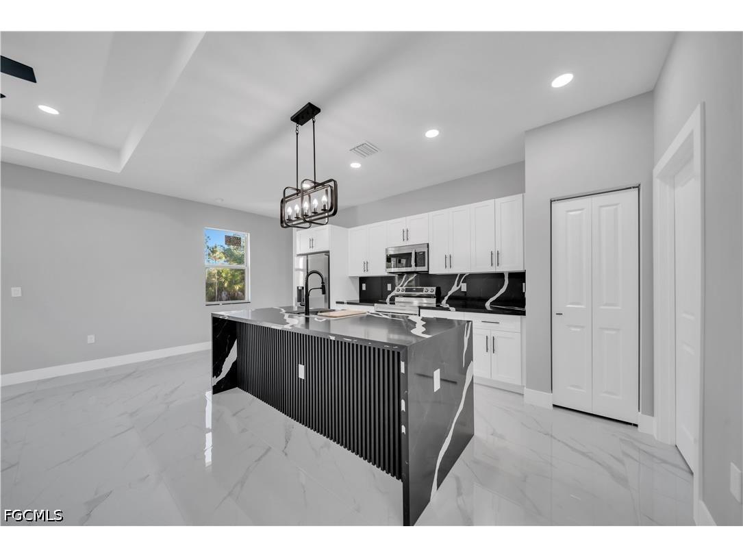 885 Barcia Street E Lehigh Acres FL 33974 2026020955 image5